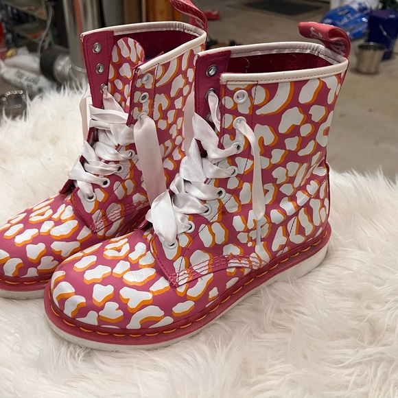 Cheetah Doc’s Super Cute! - Picture 3 of 3